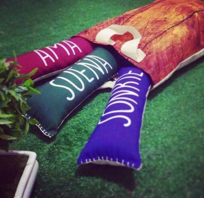 Cojines, mugs, gorras, delantales, fundas para almuhada y mucho mas. Contacto Whatsapp +57 3112135927 Weaving Dreams Diseños personalizados